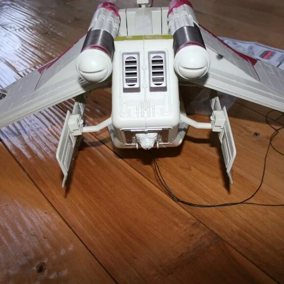 Star Wars Attack of the Clones Republic Gunship - Picture 6 of 13